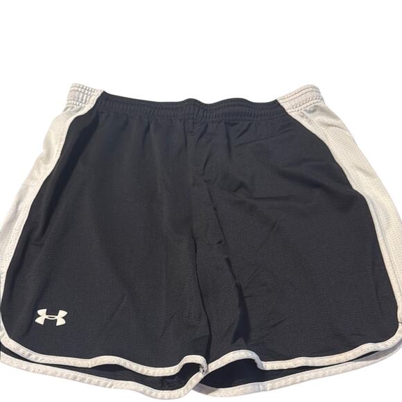Under Armour Pants - Under Armour Black and White Performance Shorts